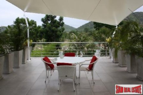 Casa de 5 dormitorios en Hua Hin, Tailandia № 202504 - foto 4