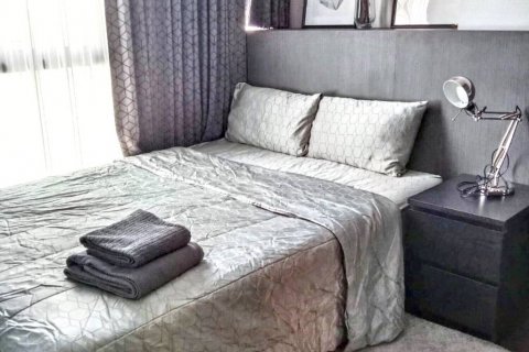 Condominio de 1 dormitorio en Khlong Toei, Bangkok, Tailandia № 144610 - foto 4