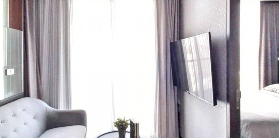 Condominio de 1 dormitorio en Khlong Toei, Bangkok, Tailandia № 144610