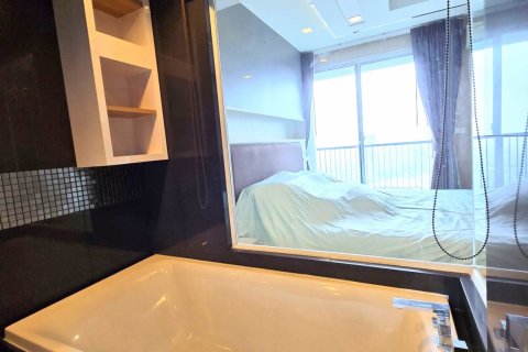 Condominio de 1 dormitorio en Bangkok, Tailandia № 116746 - foto 12