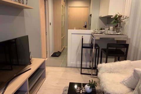 Condo in Watthana, Bangkok, Thailand, 1 bedroom № 48058 - photo 2