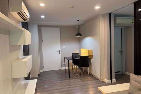 Condo à Khlong Toei, Bangkok, Thaïlande, 1 chambre № 48061 - photo 2