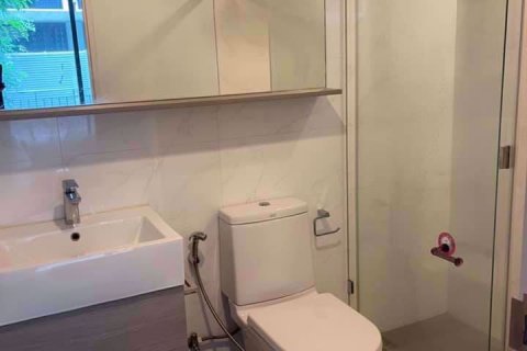 Condo à Khlong Toei, Bangkok, Thaïlande, 1 chambre № 48061 - photo 8