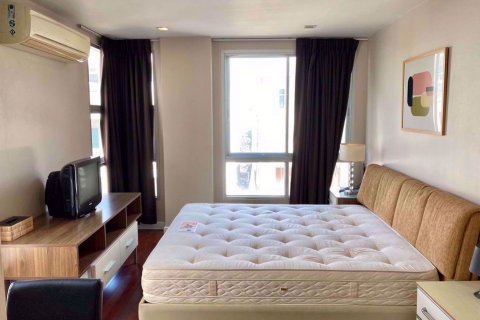 Condominio de 2 dormitorios en Yan Nawa, Bangkok, Tailandia № 48059 - foto 4