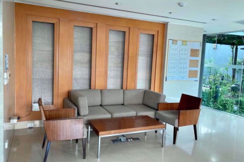 Condominio de 2 dormitorios en Yan Nawa, Bangkok, Tailandia № 48059 - foto 9