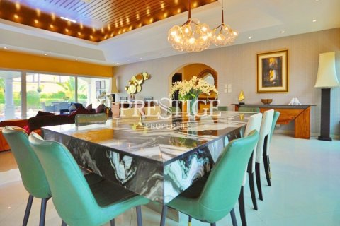 Haus in Pattaya, Thailand 4 Schlafzimmer № 198467 - Foto 9
