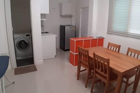 Casa de 3 dormitorios en Pattaya, Tailandia № 157638 - foto 5