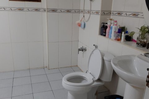 Condominio de 3 dormitorios en Bangkok, Tailandia № 157640 - foto 2