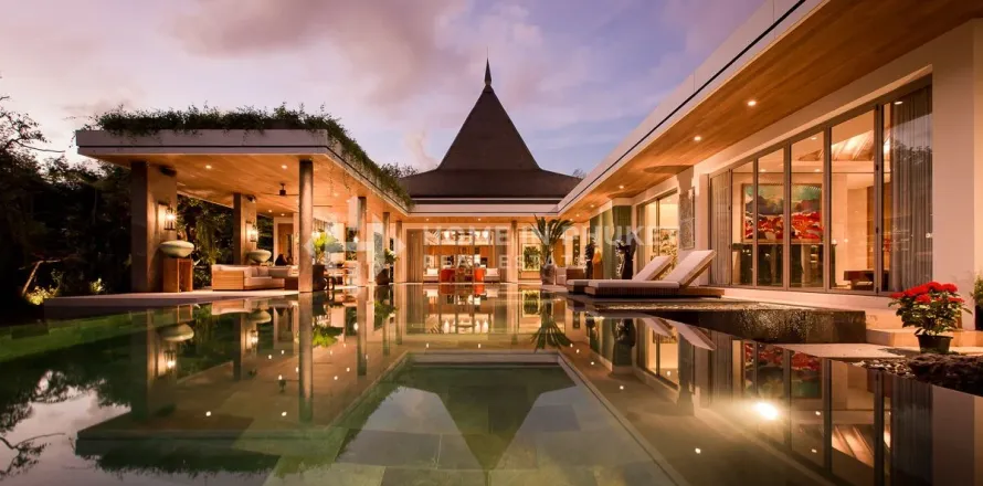 Haus in Phuket, Thailand 4 Schlafzimmer № 171491