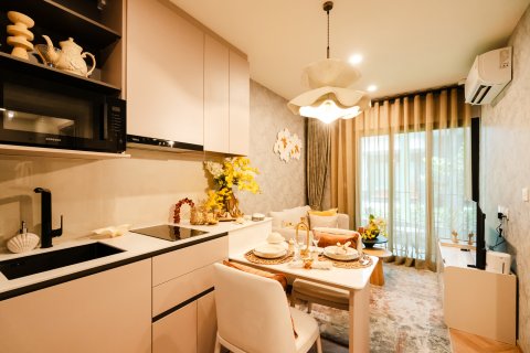 Apartamento de 2 habitaciones en Pattaya, Tailandia № 171487 - foto 4