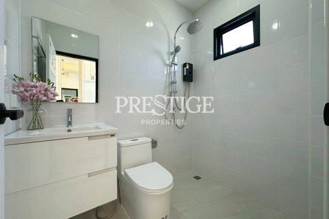House in Pattaya, Thailand 3 bedrooms № 197875 - photo 26
