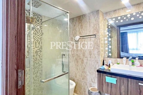 Condo à Pattaya, Thaïlande, 2 chambres № 197872 - photo 8
