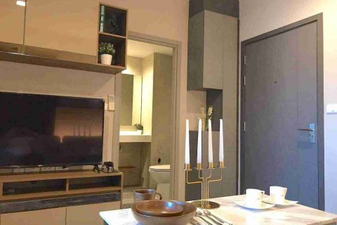 Condominio de 1 dormitorio en Bangkok, Tailandia № 183395 - foto 8