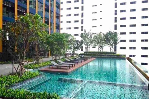 Condominio de 1 dormitorio en Bangkok, Tailandia № 183390 - foto 2