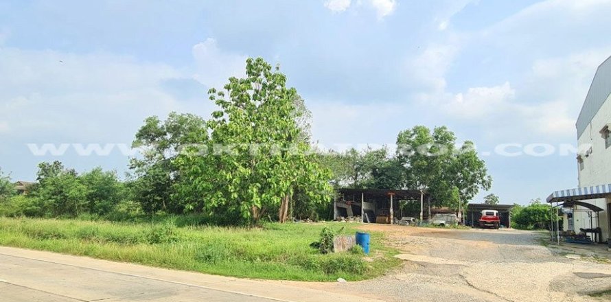 Terreno 3200 m2 en Pattaya, Tailandia № 169548