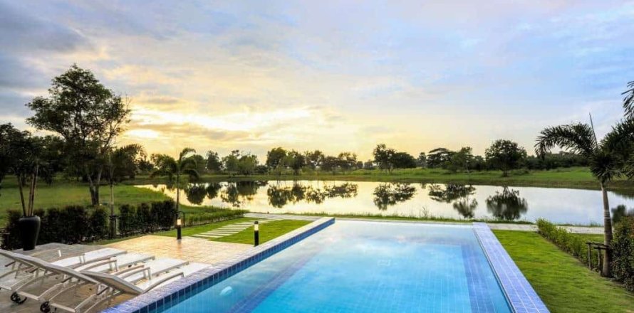 Chalet de 4 dormitorios en Hua Hin, Tailandia № 166457