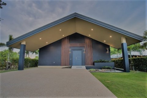 Chalet de 3 dormitorios en Hua Hin, Tailandia № 166459 - foto 11