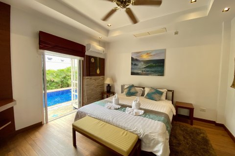Chalet de 3 dormitorios en Kathu, Tailandia № 145506 - foto 23