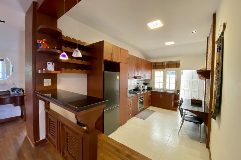 Chalet de 3 dormitorios en Kathu, Tailandia № 145506 - foto 18