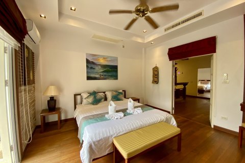 Chalet de 3 dormitorios en Kathu, Tailandia № 145506 - foto 24