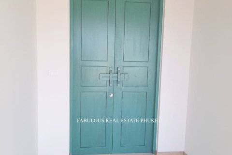 Chalet de 3 dormitorios en Bang Tao, Tailandia № 179634 - foto 24