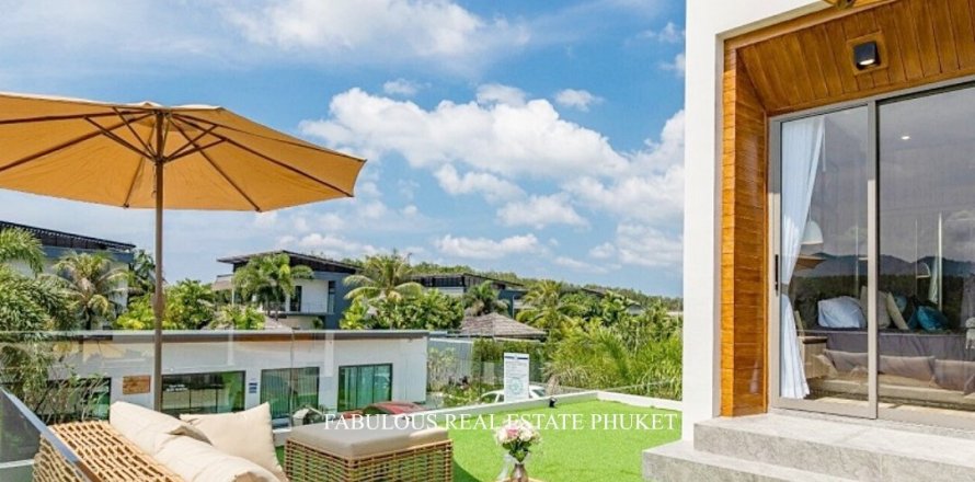Chalet de 3 dormitorios en Bang Tao, Tailandia № 179632