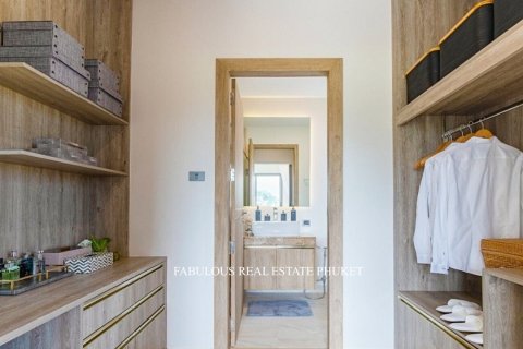 Chalet de 3 dormitorios en Bang Tao, Tailandia № 179632 - foto 15