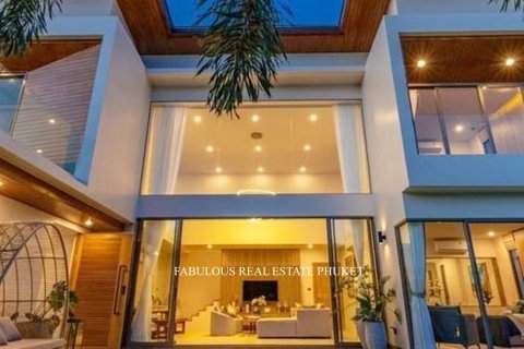 Chalet de 3 dormitorios en Bang Tao, Tailandia № 179632 - foto 21