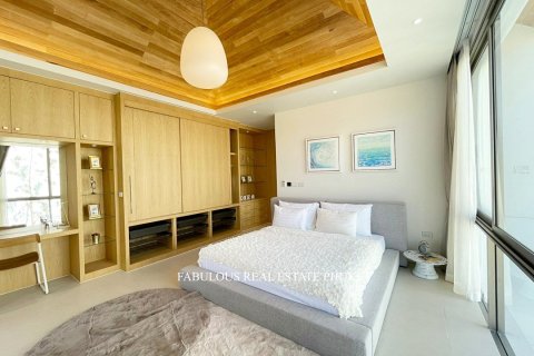 Chalet de 3 dormitorios en Bang Tao, Tailandia № 179635 - foto 13