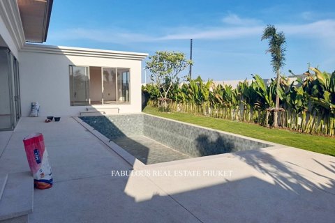 Chalet de 4 dormitorios en Bang Tao, Tailandia № 179633 - foto 22
