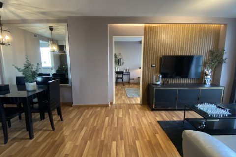 Condo in Sathon, Bangkok, Thailand, 2 bedrooms № 200821 - photo 20