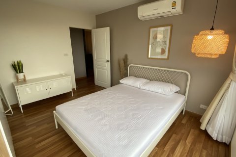 Condo in Sathon, Bangkok, Thailand, 2 bedrooms № 200821 - photo 16