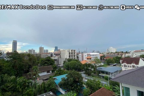 Condo in Sathon, Bangkok, Thailand, 2 bedrooms № 200821 - photo 12