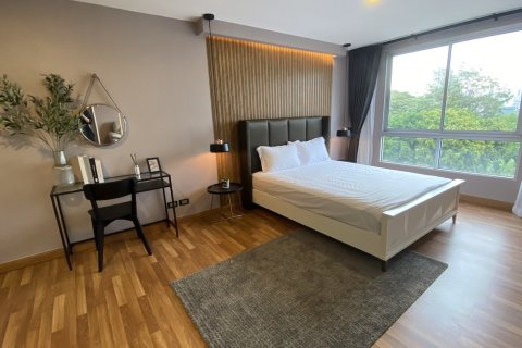 Condo in Sathon, Bangkok, Thailand, 2 bedrooms № 200821 - photo 17