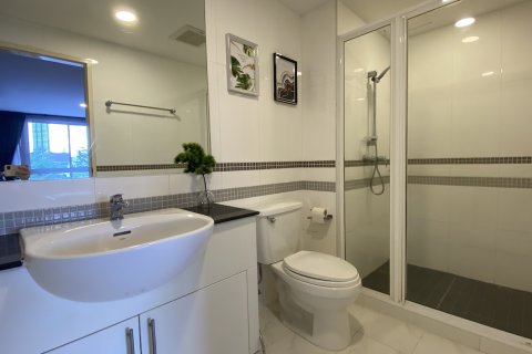 Condo in Sathon, Bangkok, Thailand, 2 bedrooms № 200821 - photo 25