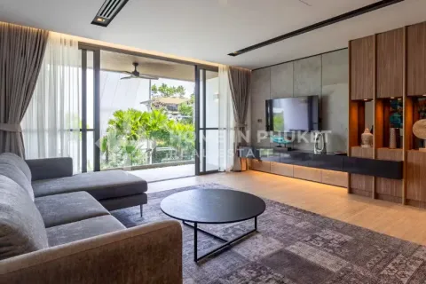 Condominio de 2 dormitorios en Bang Tao, Tailandia № 233436