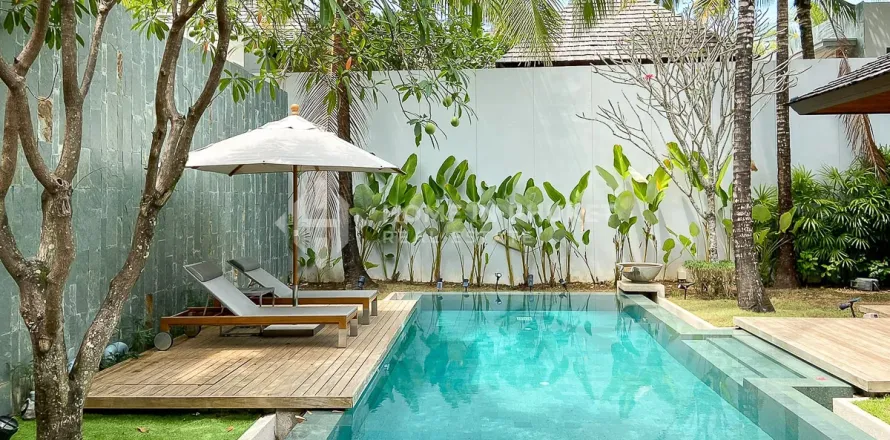 Casa de 3 dormitorios en Phuket, Tailandia № 233437