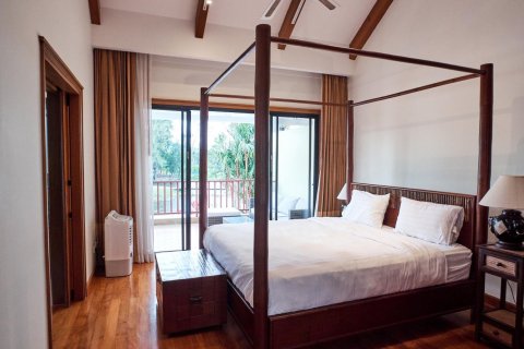 Casa de 4 dormitorios en Bang Tao, Tailandia № 178863 - foto 15