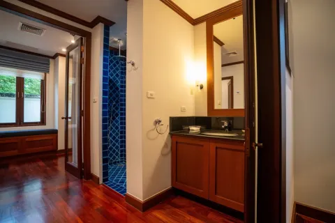 Casa de 4 dormitorios en Bang Tao, Tailandia № 178864 - foto 30