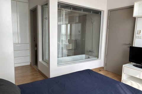Condominio de 1 dormitorio en Phra Khanong, Bangkok, Tailandia № 143415 - foto 12
