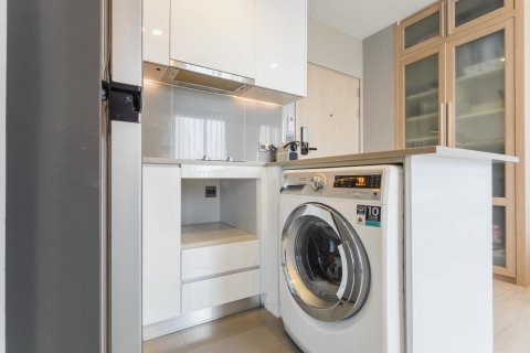 Condominio de 1 dormitorio en Bangkok, Tailandia № 143411 - foto 8