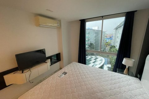 Condominio de 2 dormitorios en Chon Buri, Tailandia № 67504 - foto 7