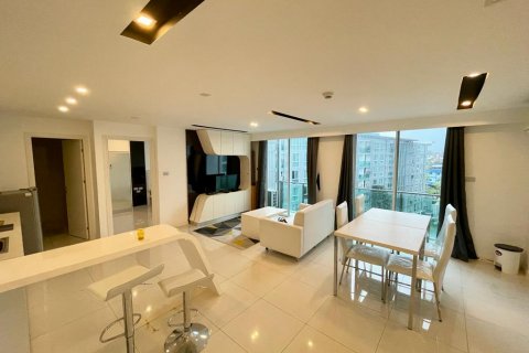 Condominio de 2 dormitorios en Chon Buri, Tailandia № 67504 - foto 4