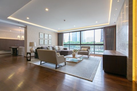 Condominio de 4 dormitorios en Sathon, Bangkok, Tailandia № 142944 - foto 1