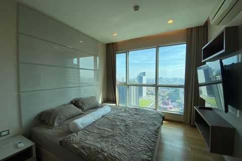 Condo in Bangkok, Thailand, 2 bedrooms № 142942 - photo 4