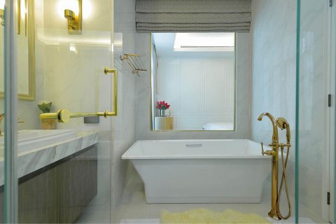 Casa de 4 dormitorios en Bangkok, Tailandia № 142948 - foto 12