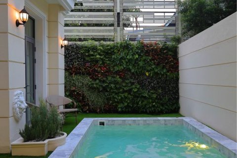 Casa de 4 dormitorios en Bangkok, Tailandia № 142948 - foto 2