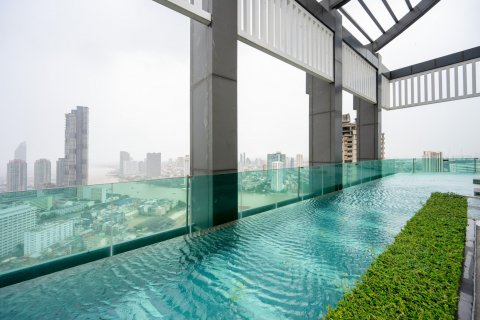 Condominio de 3 dormitorios en Sathon, Bangkok, Tailandia № 142945 - foto 14