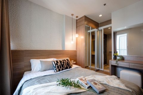 Condominio de 3 dormitorios en Sathon, Bangkok, Tailandia № 142945 - foto 7