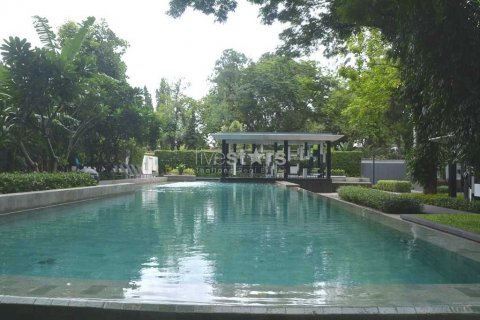Condominio de 2 dormitorios en Bangkok, Tailandia № 66945 - foto 10